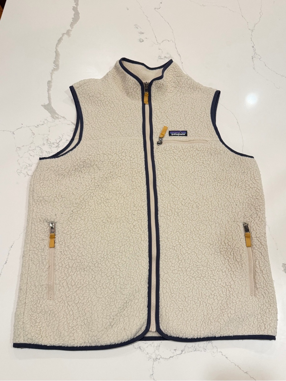 Women’s Patagonia Retro Pile Vest in Pelican